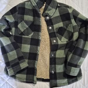 Weatherproof Vintage Sherpa-Lined Jacket in Green and Black